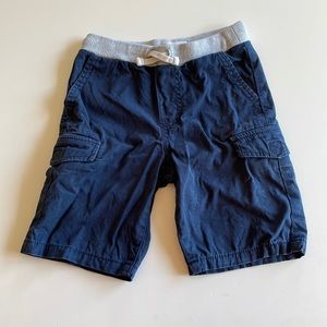 Tucker and Tate Navy Blue Cargo Shorts.  Great condition!  Size 6.